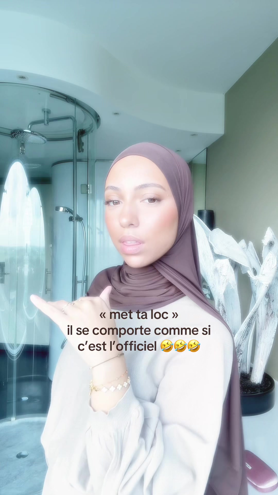 @AYIAN
