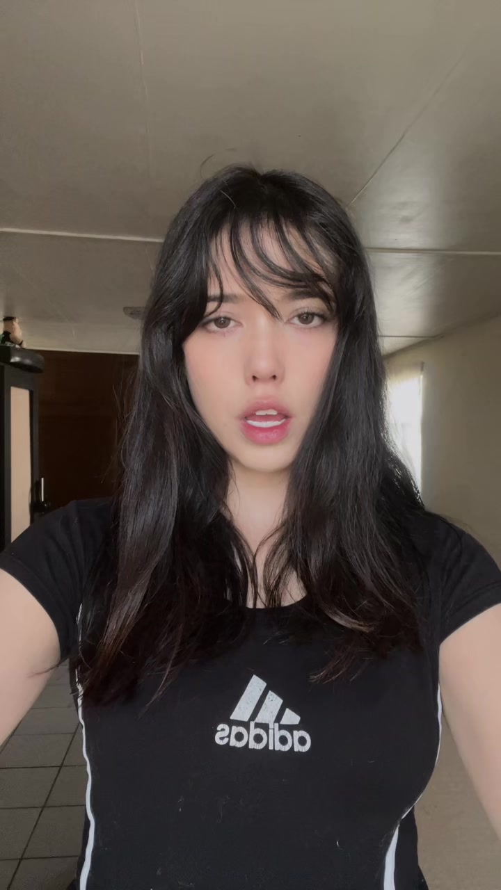 @Cristian Daniela ๐จ