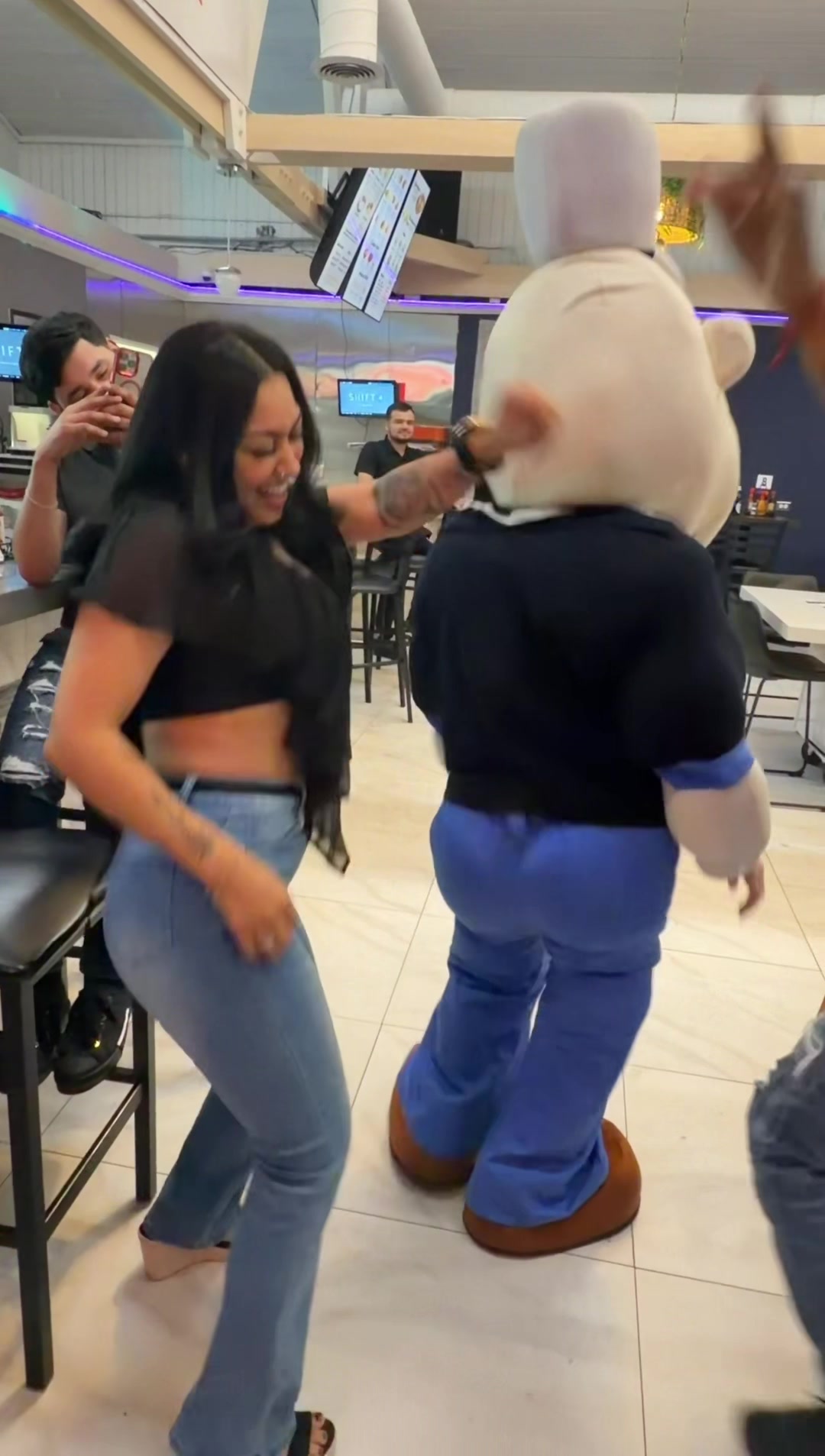 @ʟᴀᴄʜɪᴋɪꜱꜱ87💩
