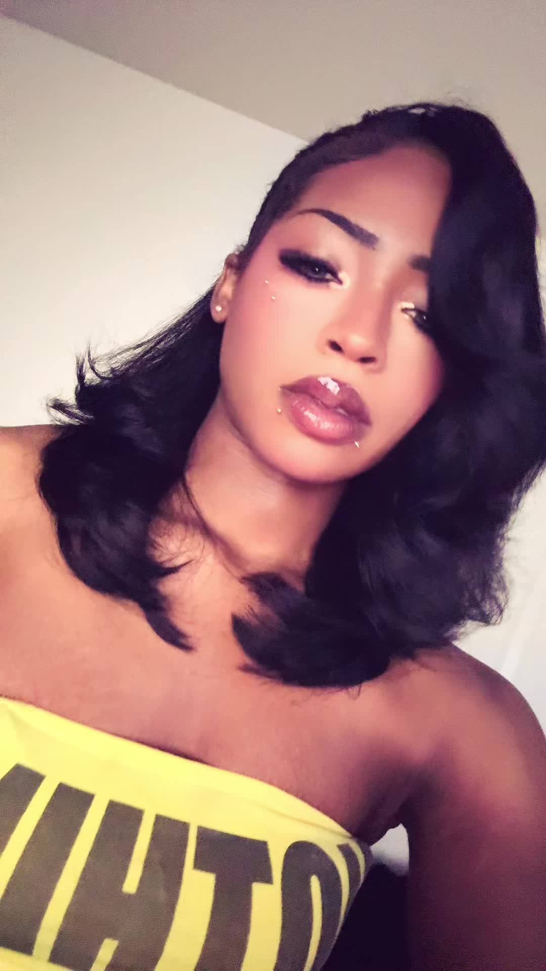 @y3iik00