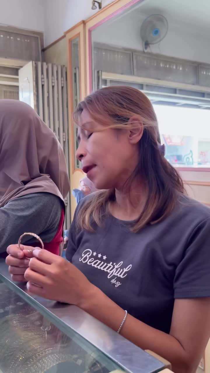 @Toko Emas Pelangi