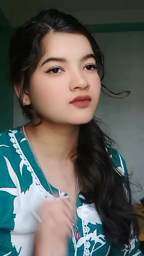 @मिहिरा 😘💎😊🕉️☯️🌺