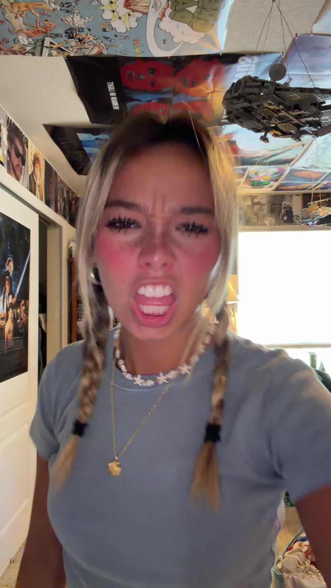 @Lily
