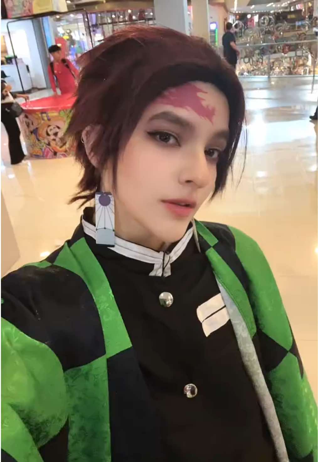 @Angela Isaac ⋆。° ✮⋆