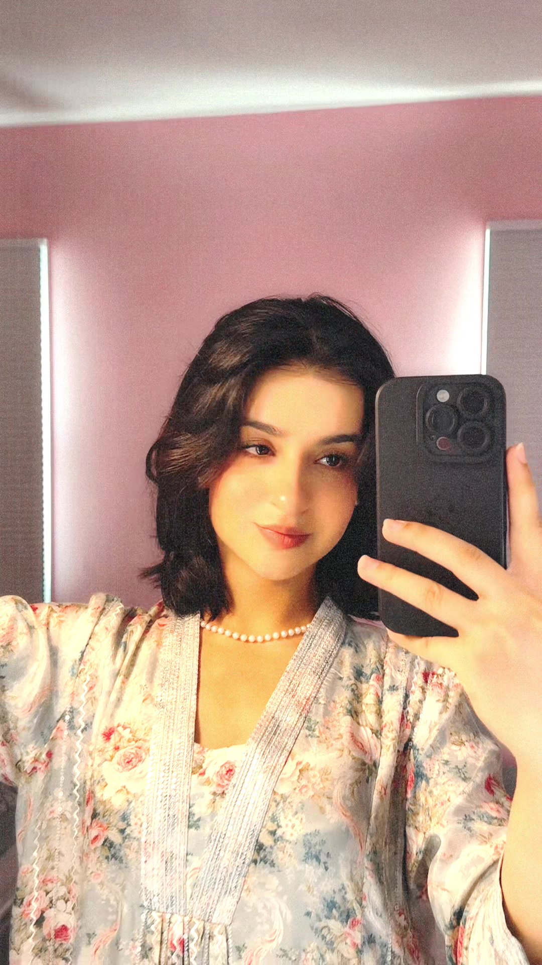 @N I M R A🥀