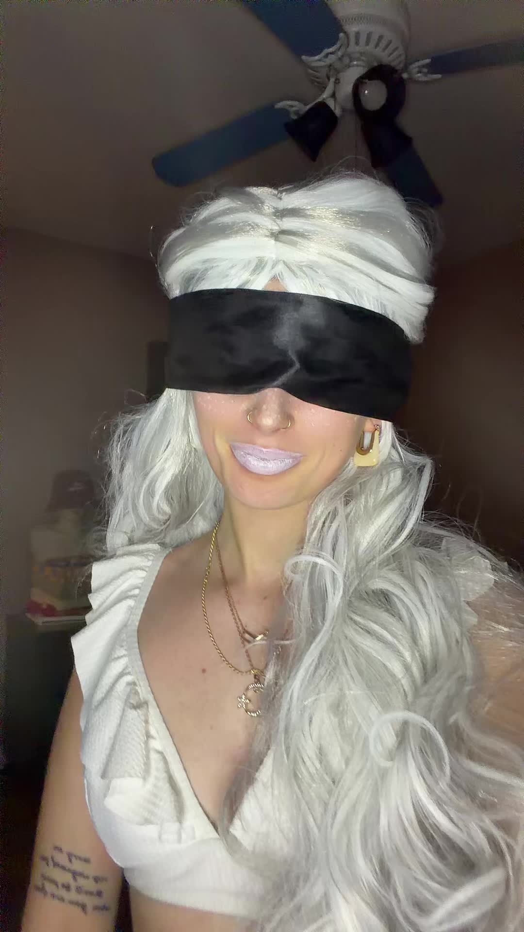 @_