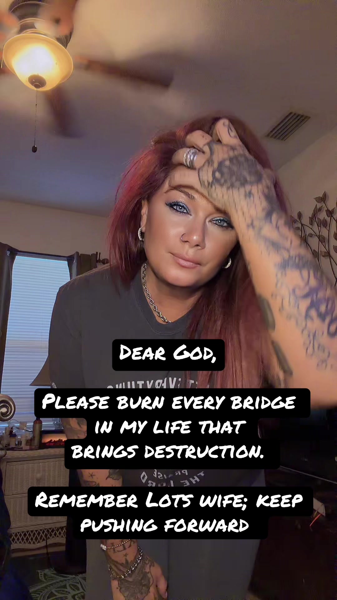 @JennKelly l Christian Mama ✝️