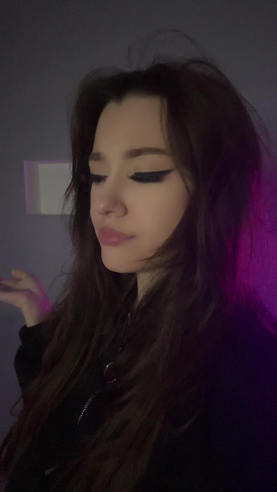 @VaniliaOfficial