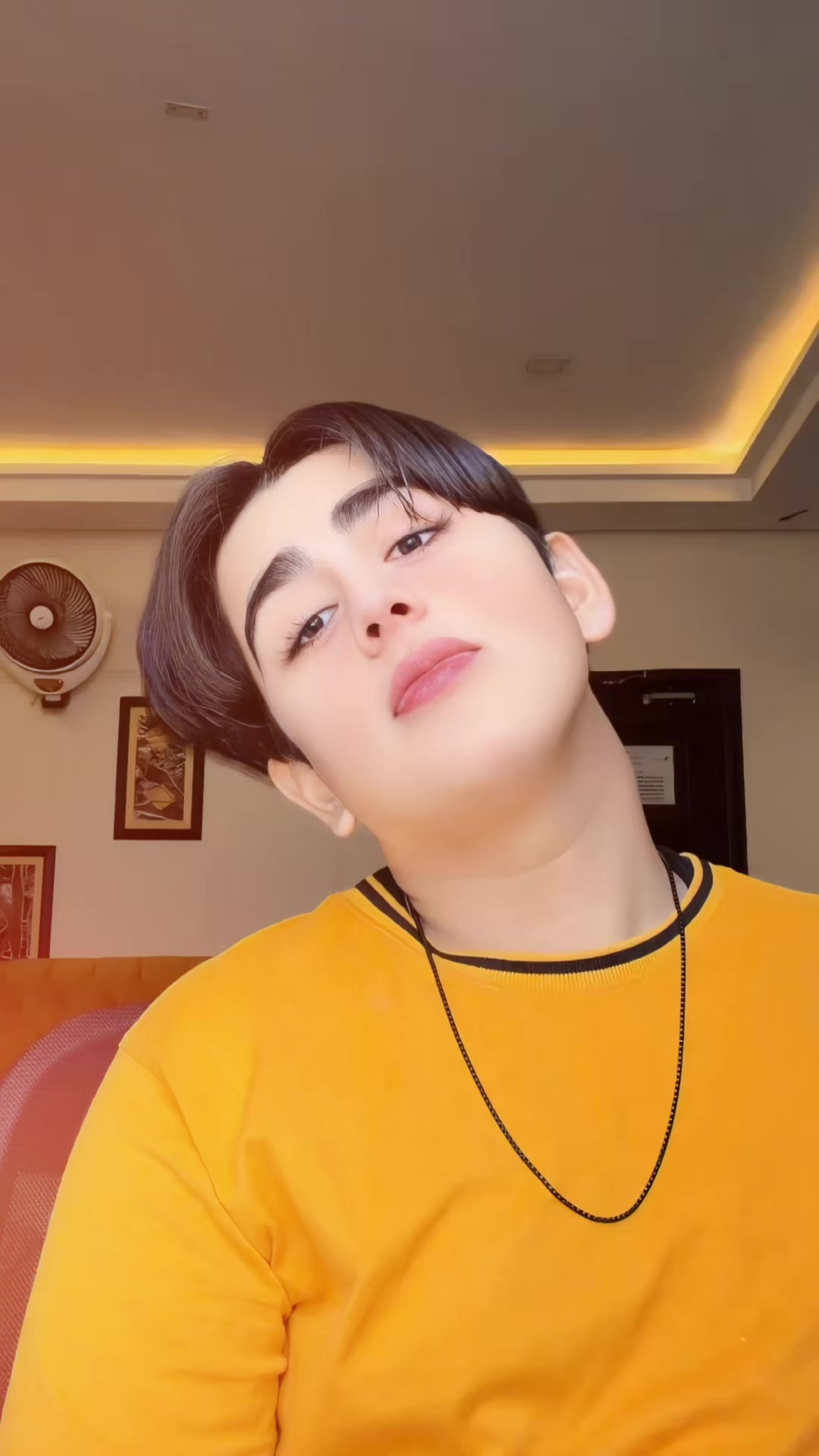 @𝙃𝙚: 𝘼 𝙒𝙊𝙇𝙁 🐺🥵