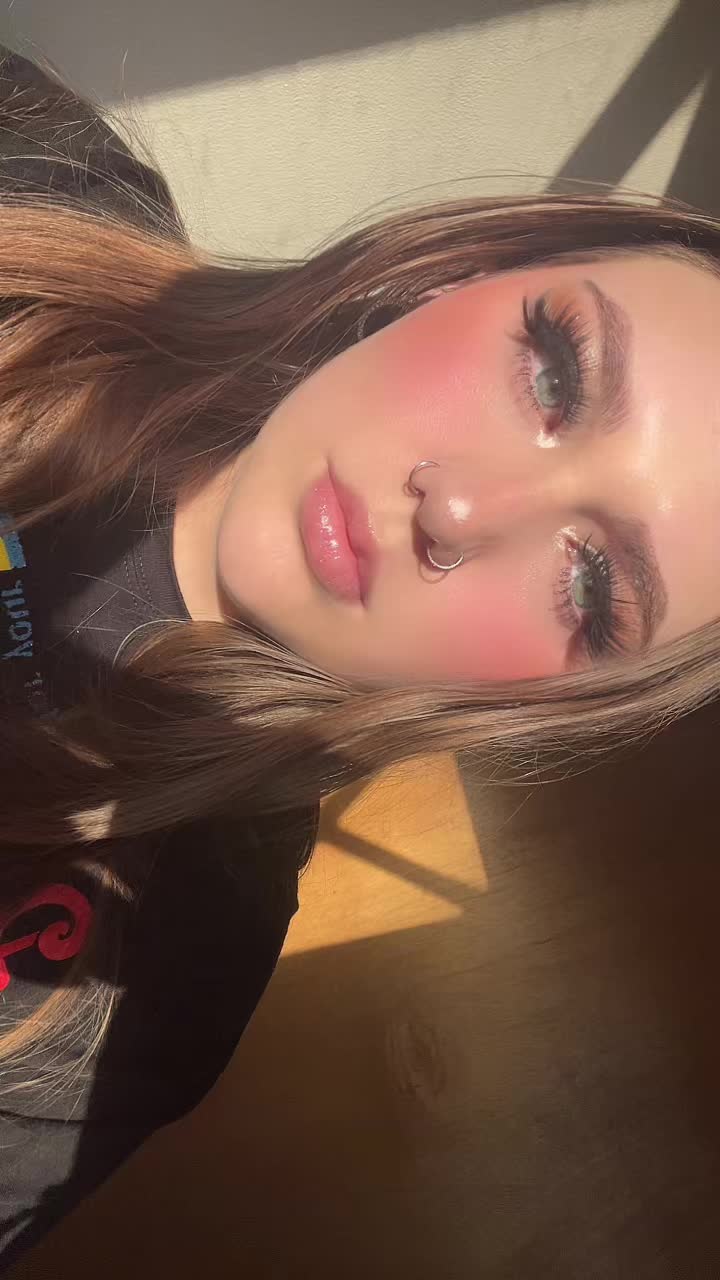 @shhhnotlarisa