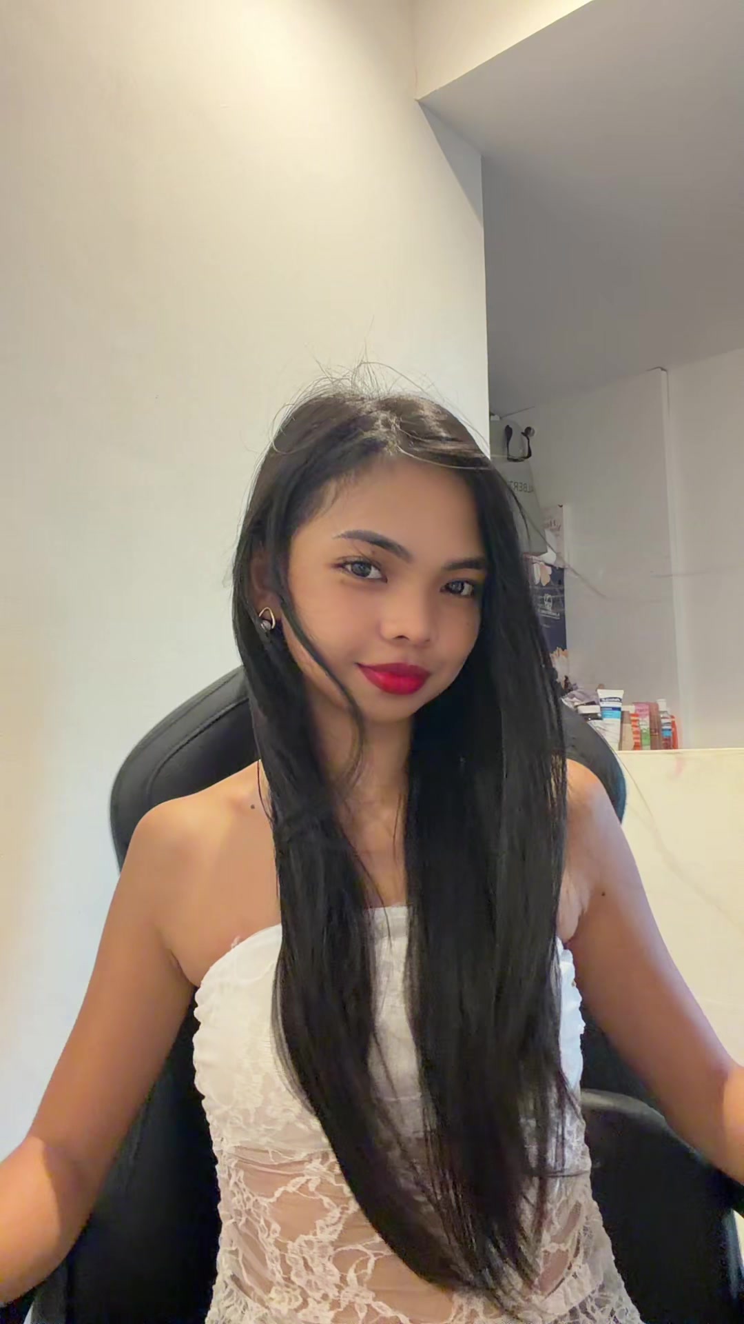 @itsMeJoan