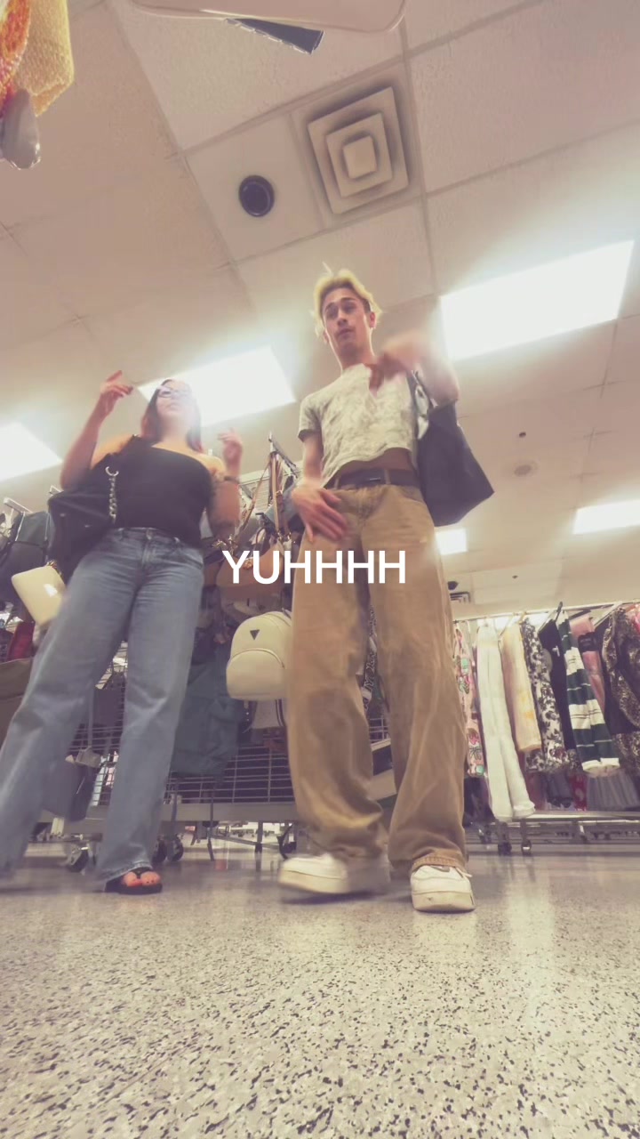 @KAM✨