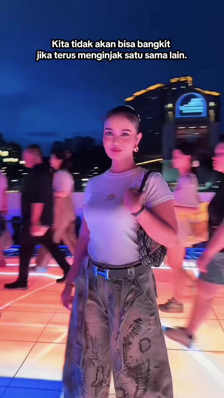 @𝑹𝒆𝒏𝒚 𝑩𝒂𝒆𝒉𝒂𝒒𝒖𝒆