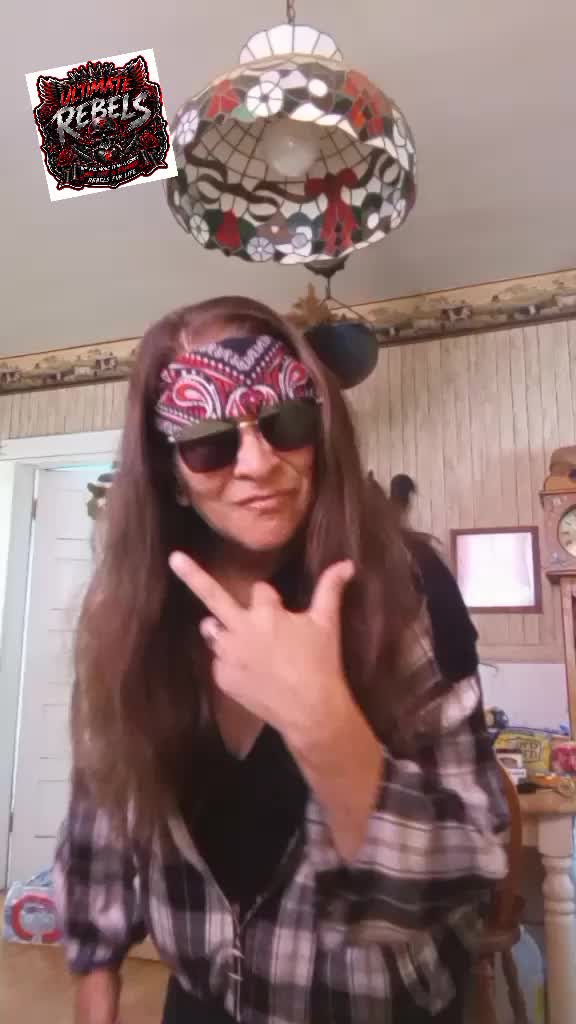 @🖤❤️🤟REBEL Danielle Cerda772