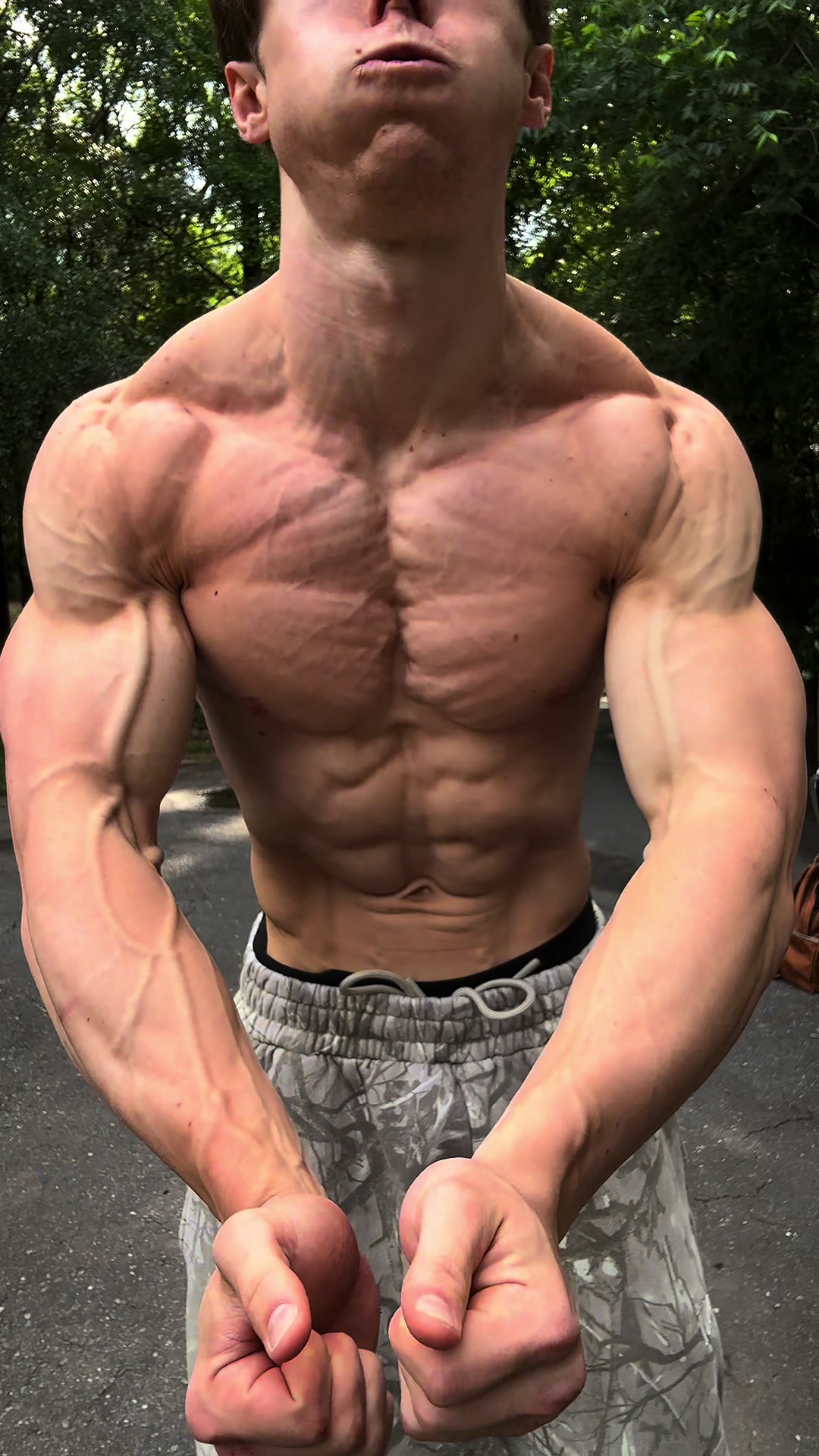 @EvanHamiIton
