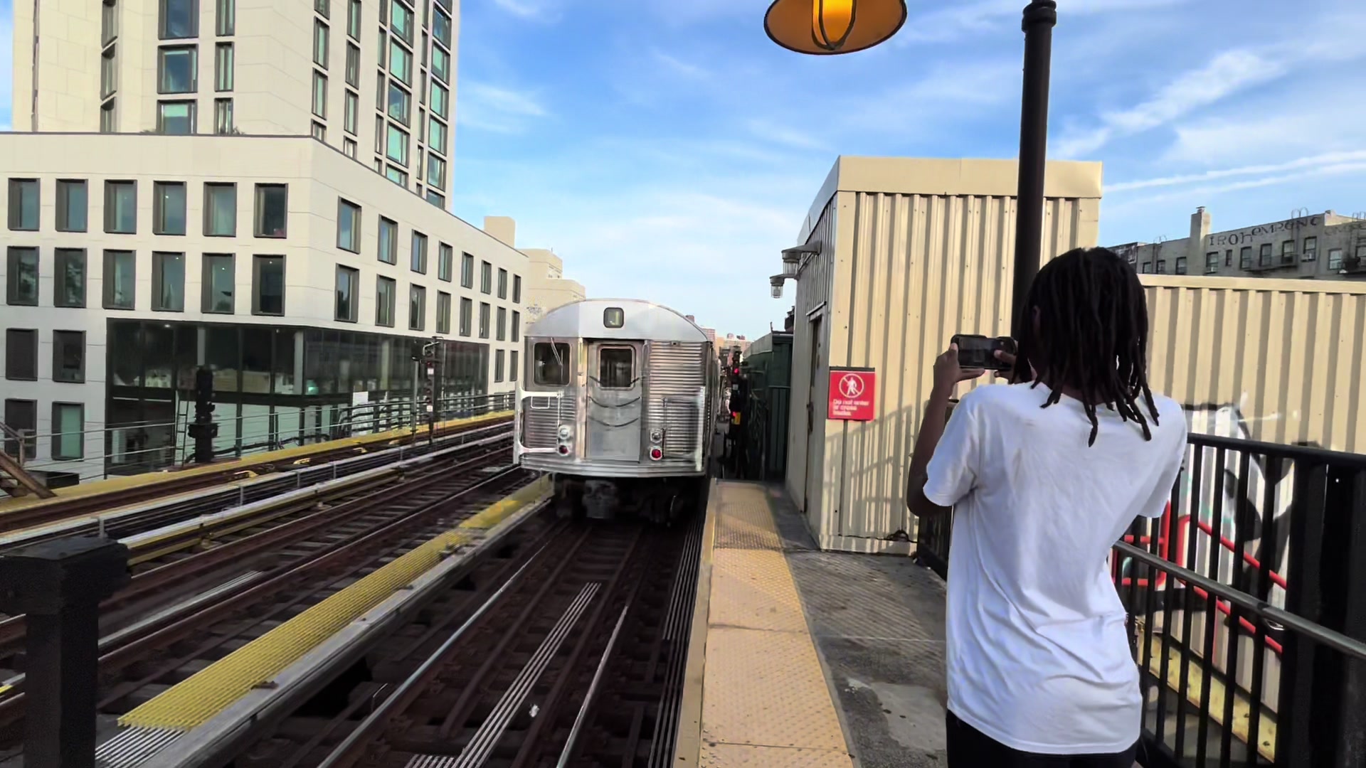 @R32 (J) train official