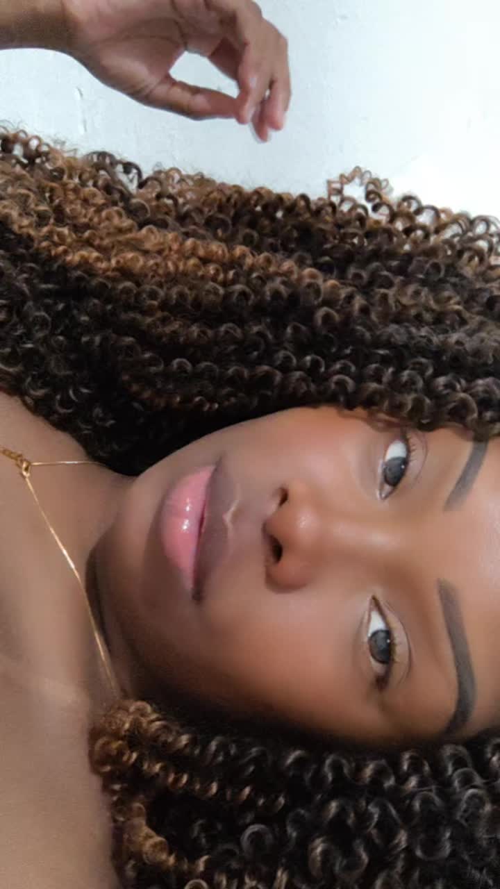 @Louhanna_