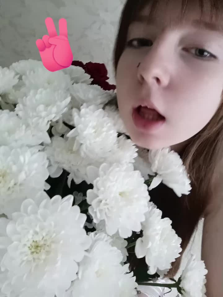 @алиса сниккерс
