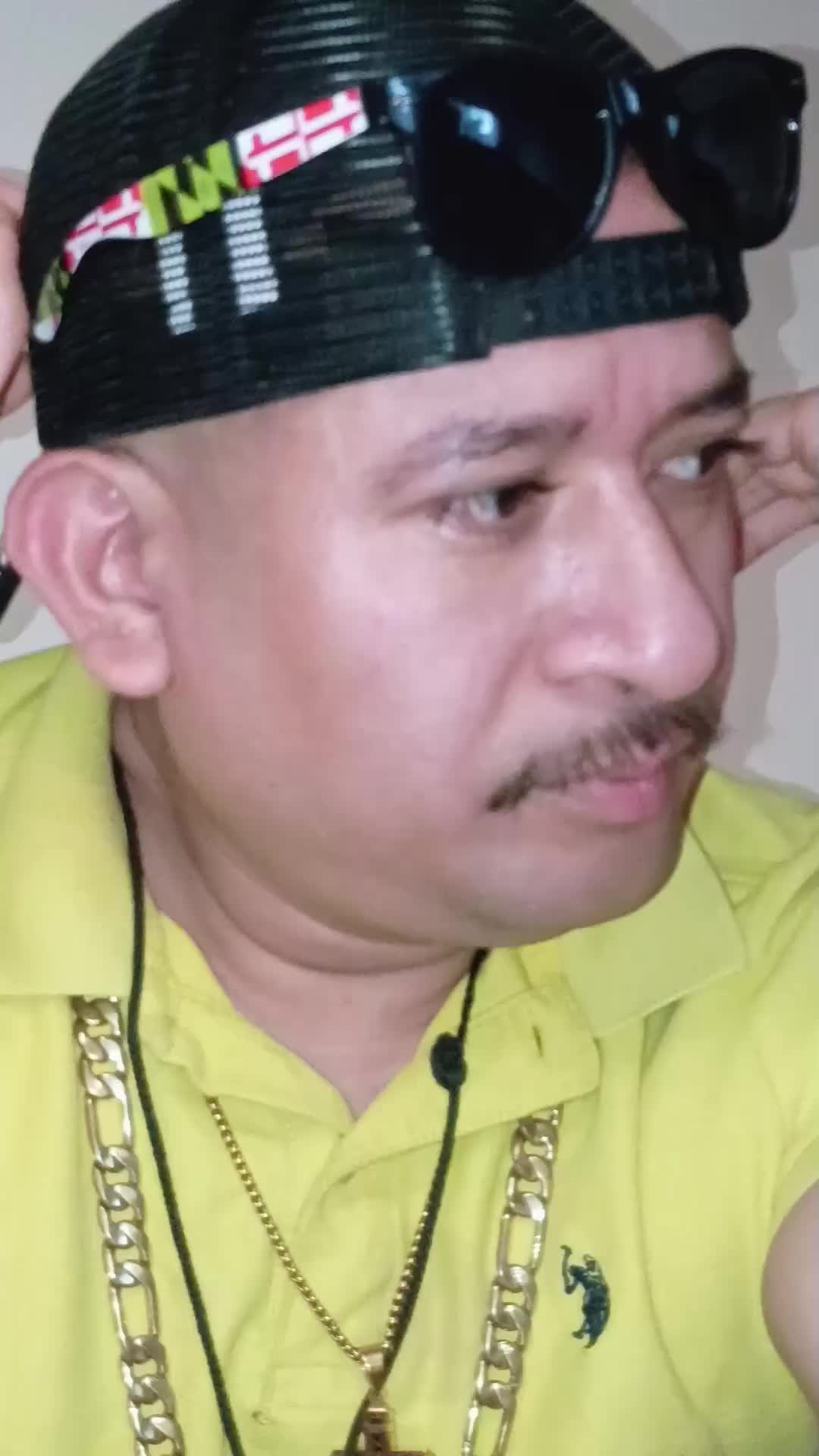 @$ El sargento es mi ermano lo