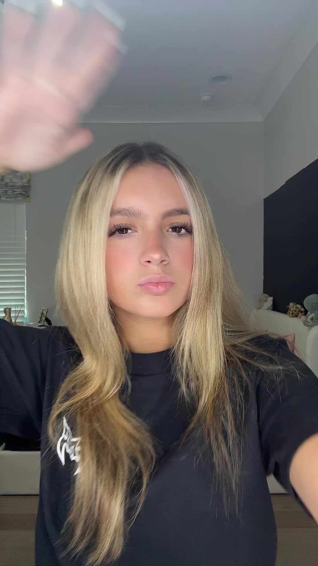 @lilly๐