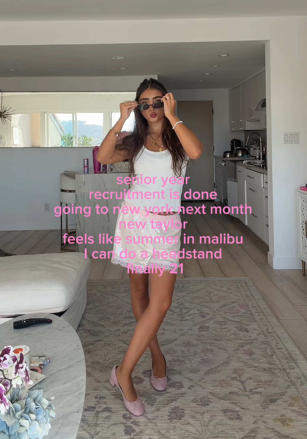 @nicole