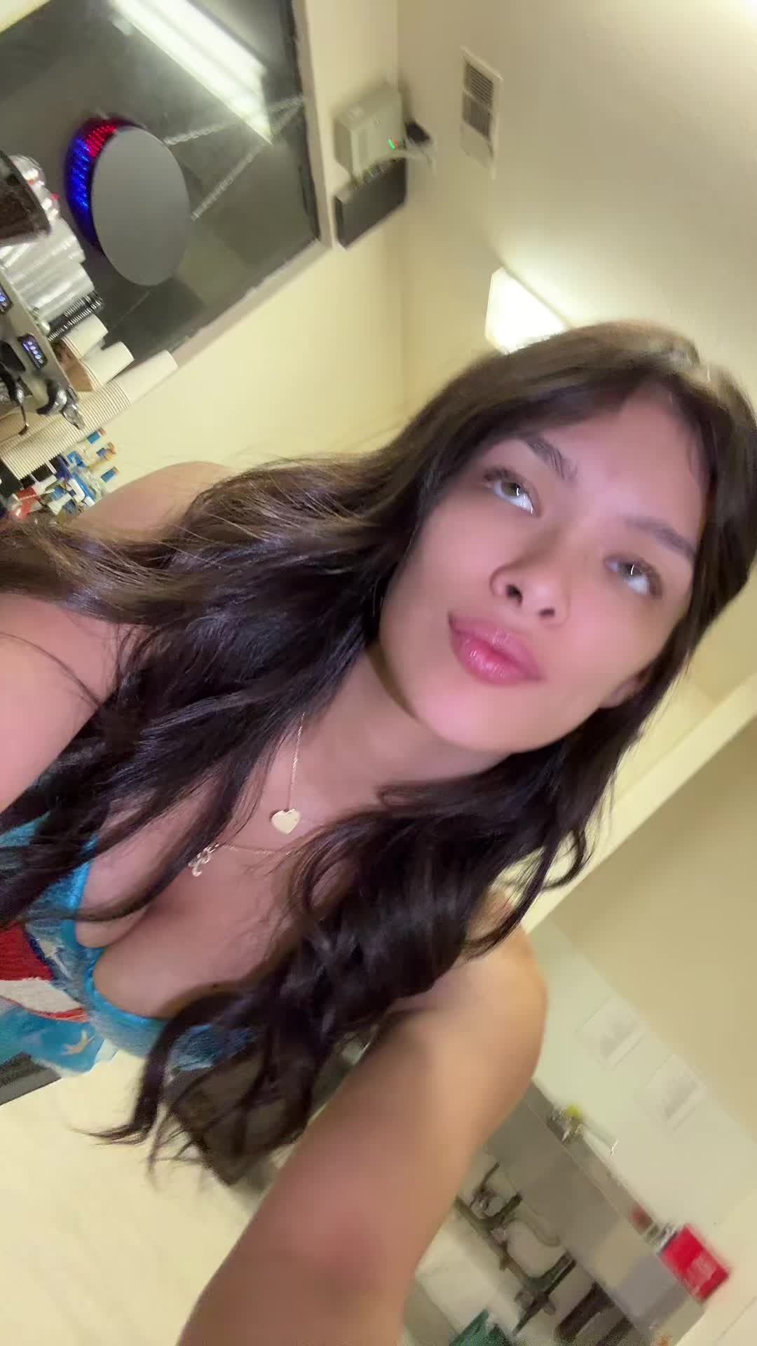 @<3