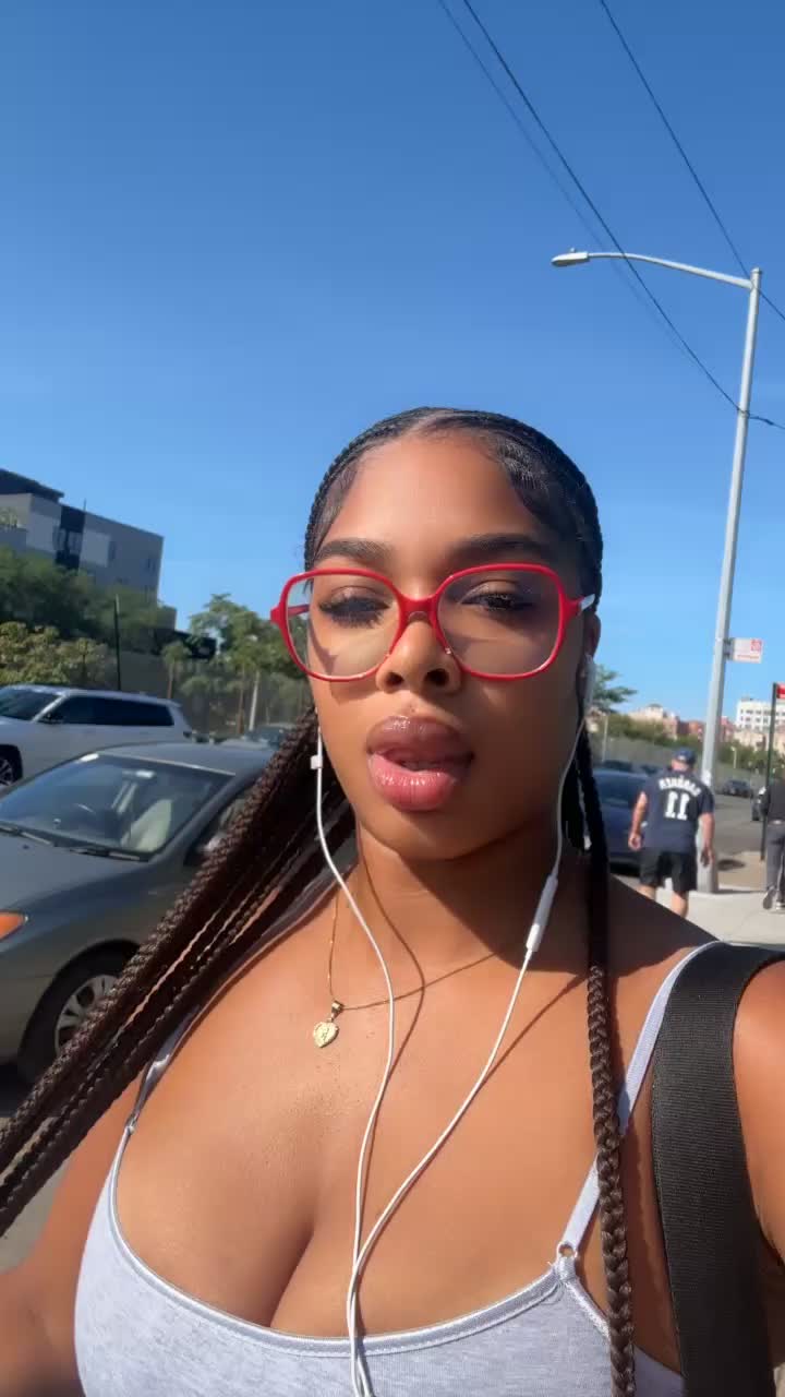 @Prettyincharge