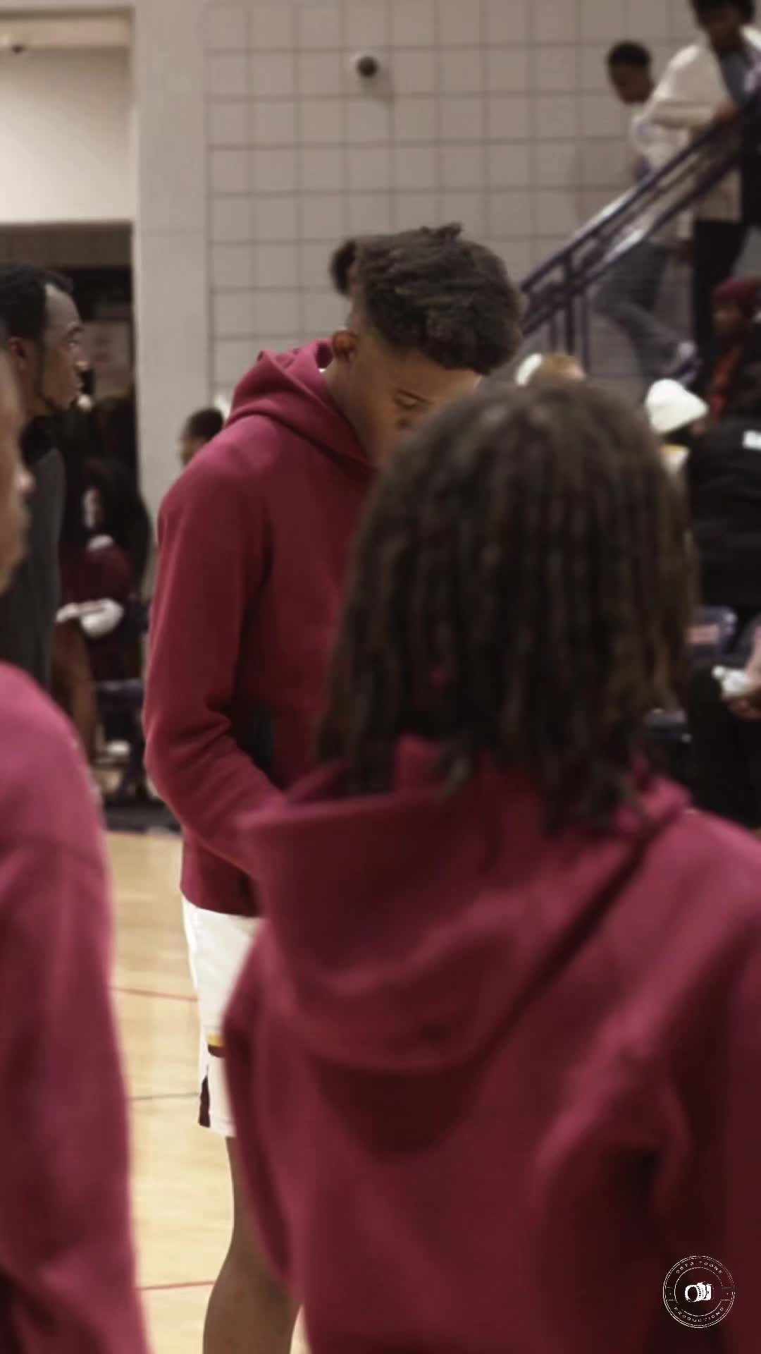 @T