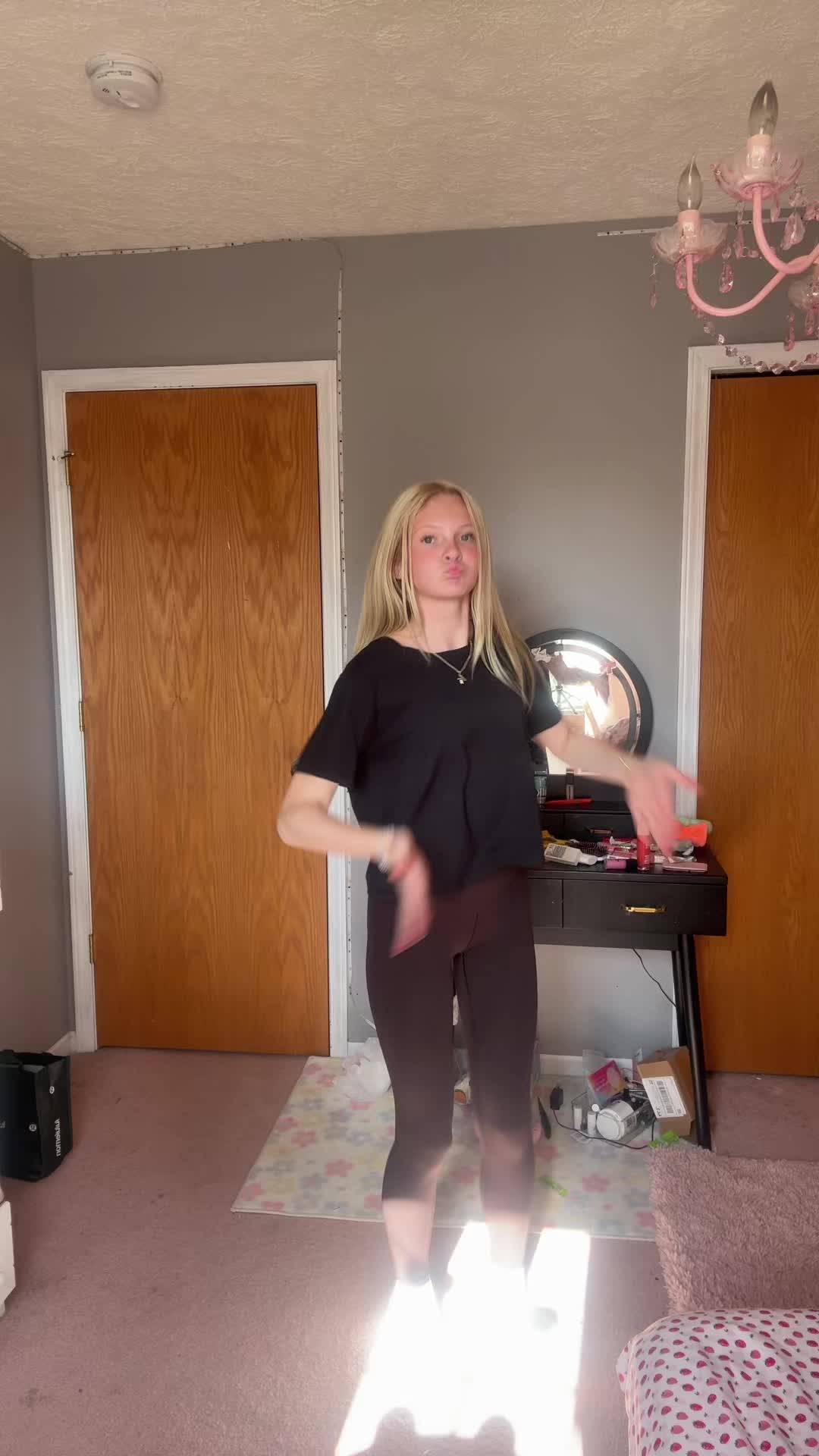@Kenadiesecret😉🤫