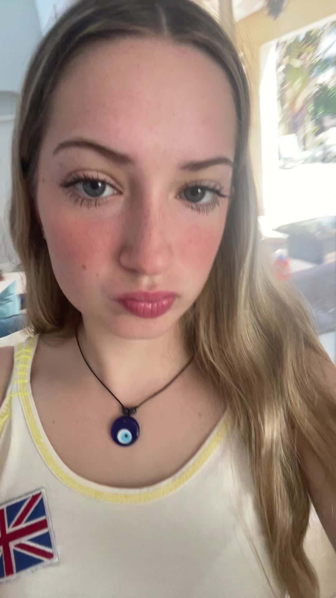 @delaney🫧