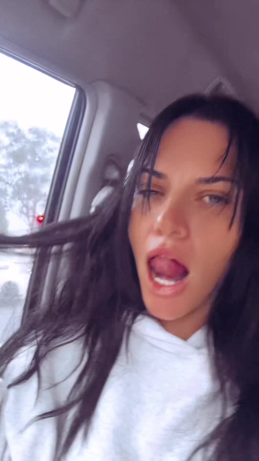 @MEeeE🤪