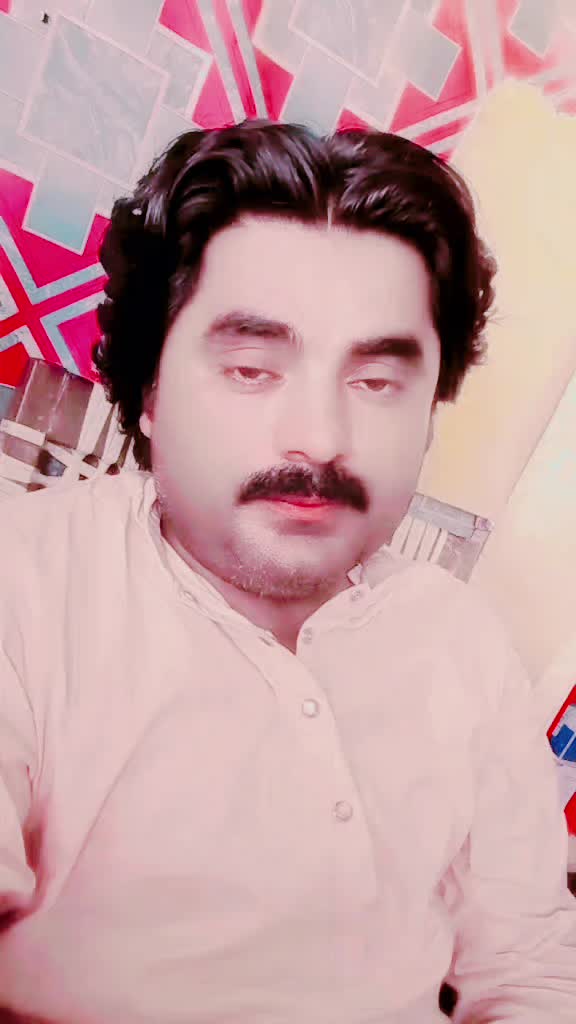 @singer naveed saqi