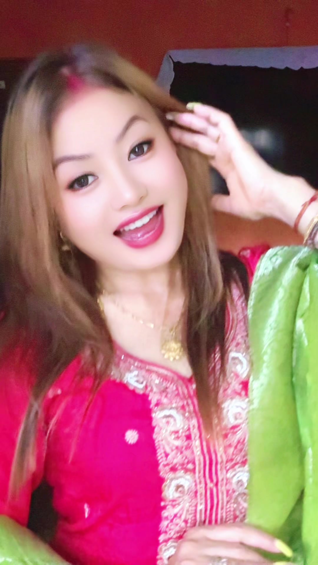 @🧿👑SHANKHUUमहारानी👑🧿