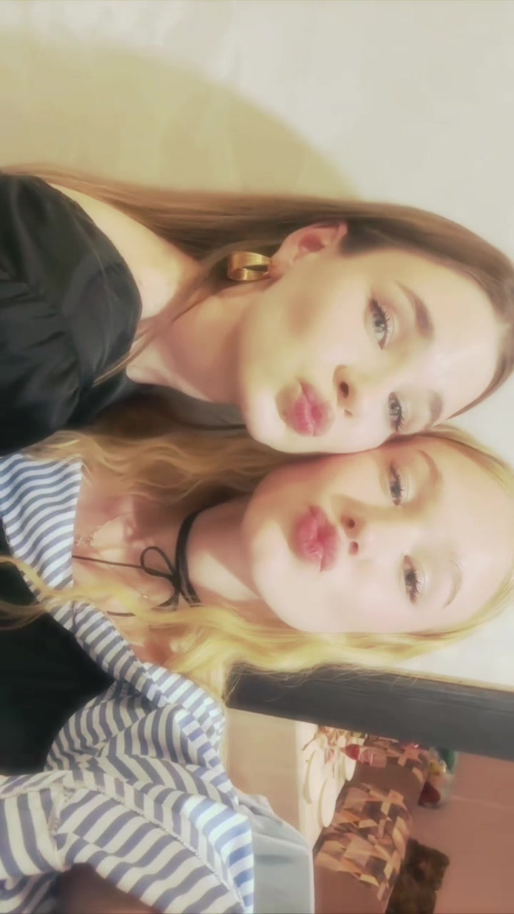 @анька 🌟