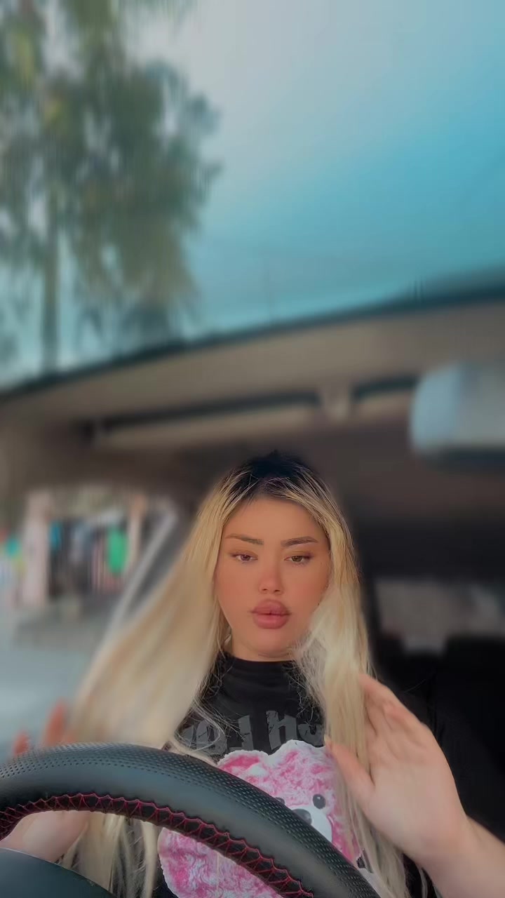 @Marie✌🏻