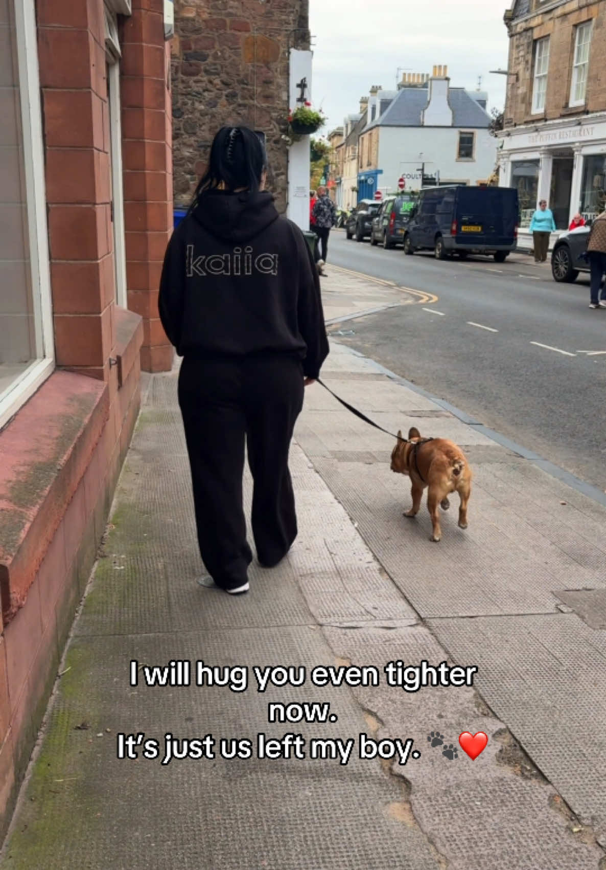 @Chloe Gilchrist