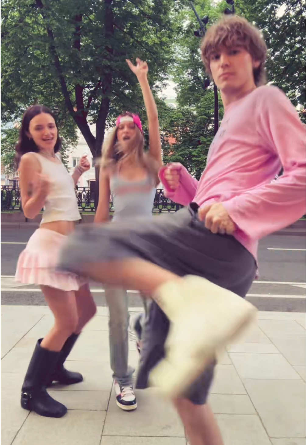 @danniik