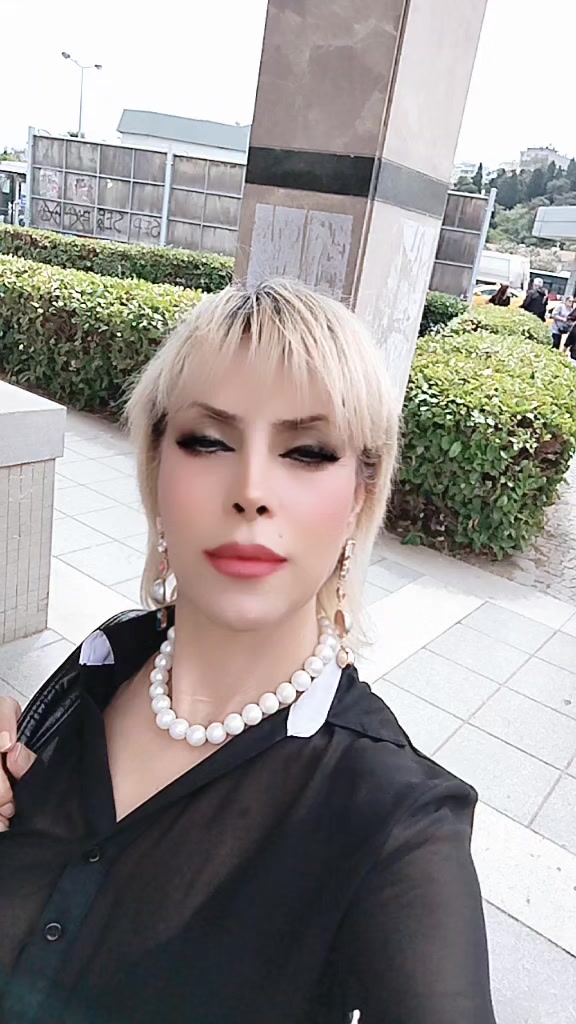 @Azra Azra 355