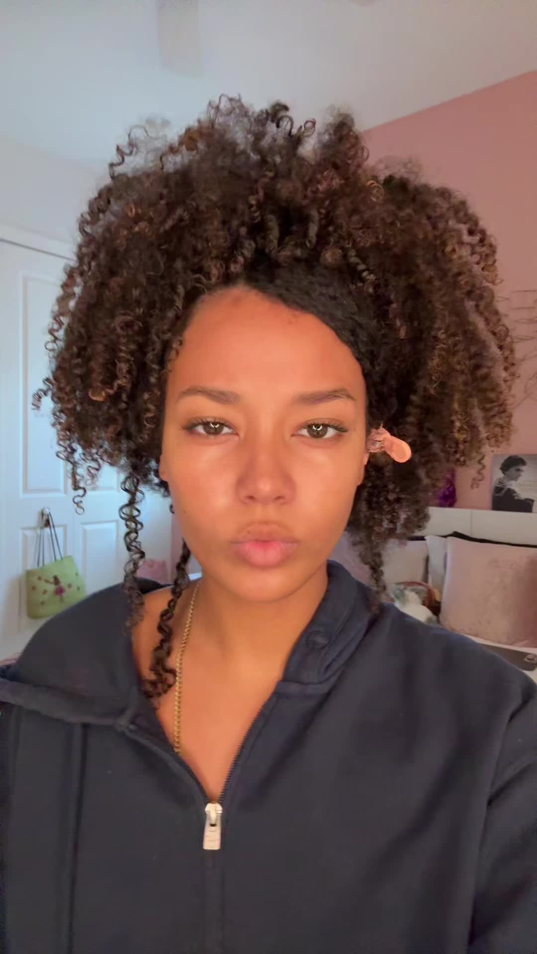 @tessa