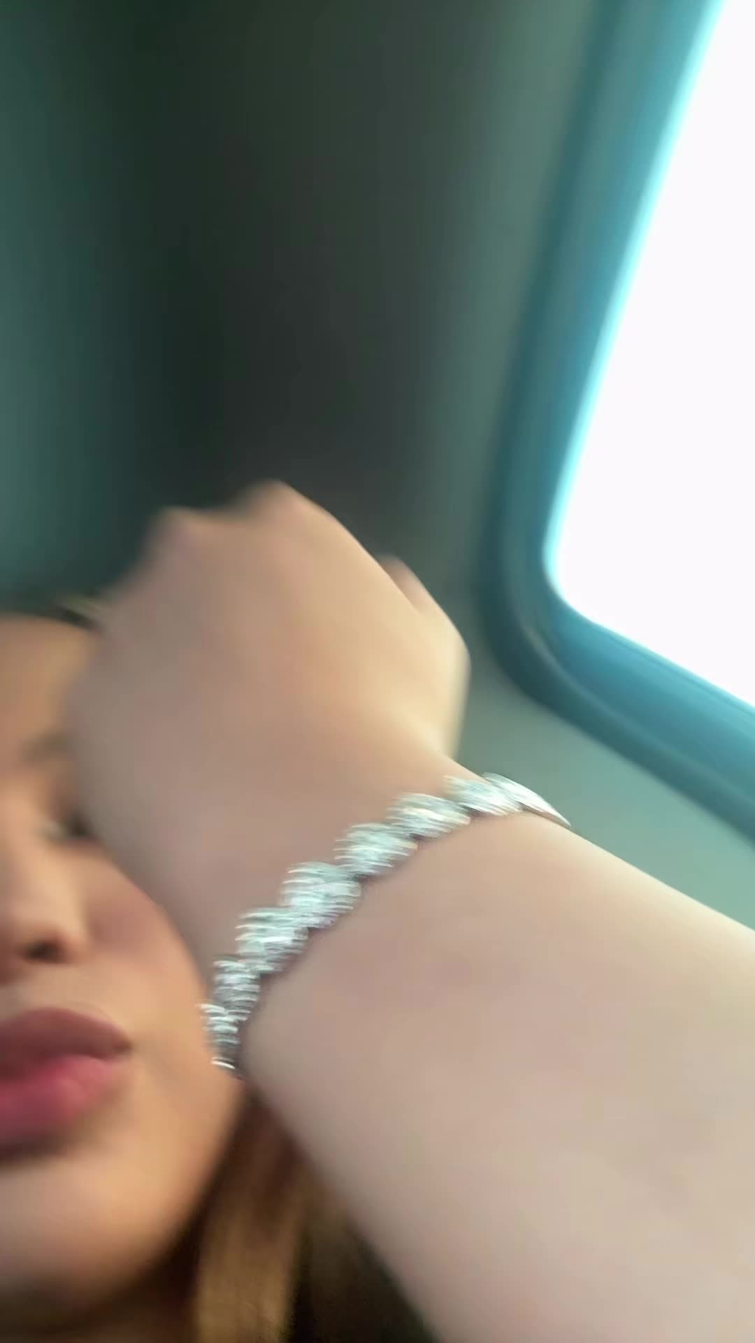 @iseebeautyineverythingg