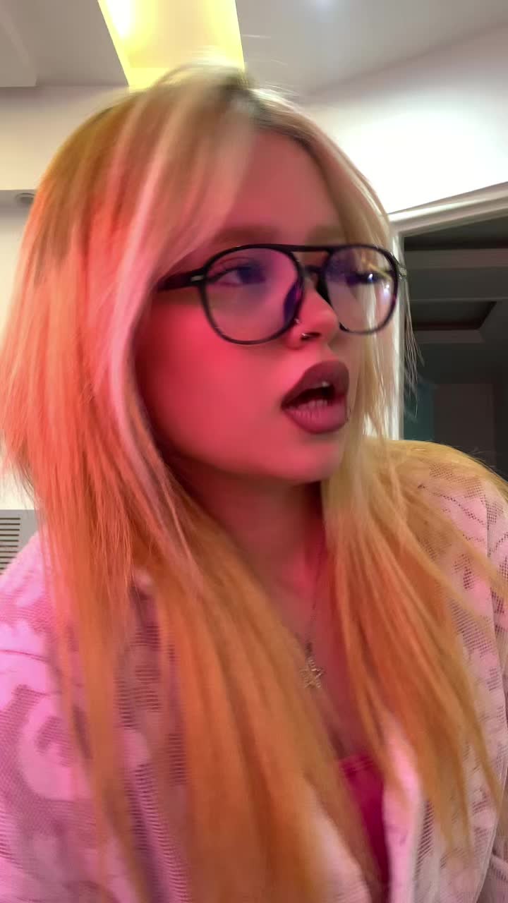 @heliaydn