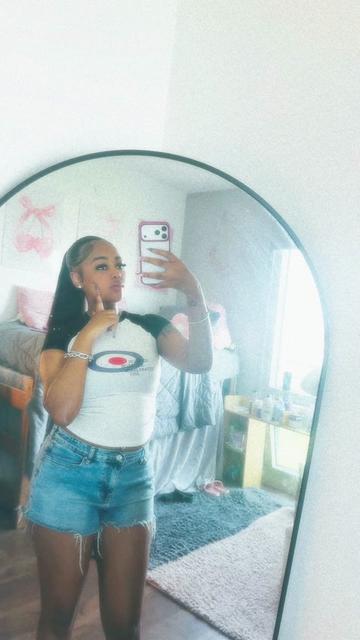 @kimoraaaariana