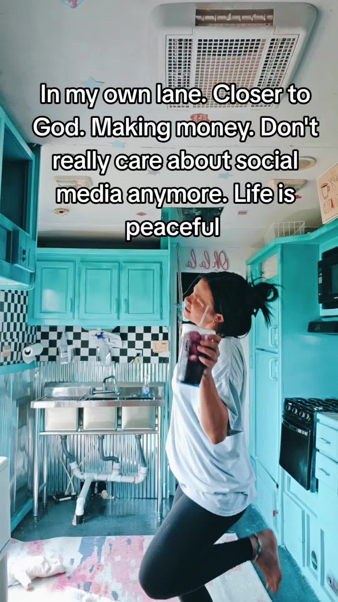 @moodymegan