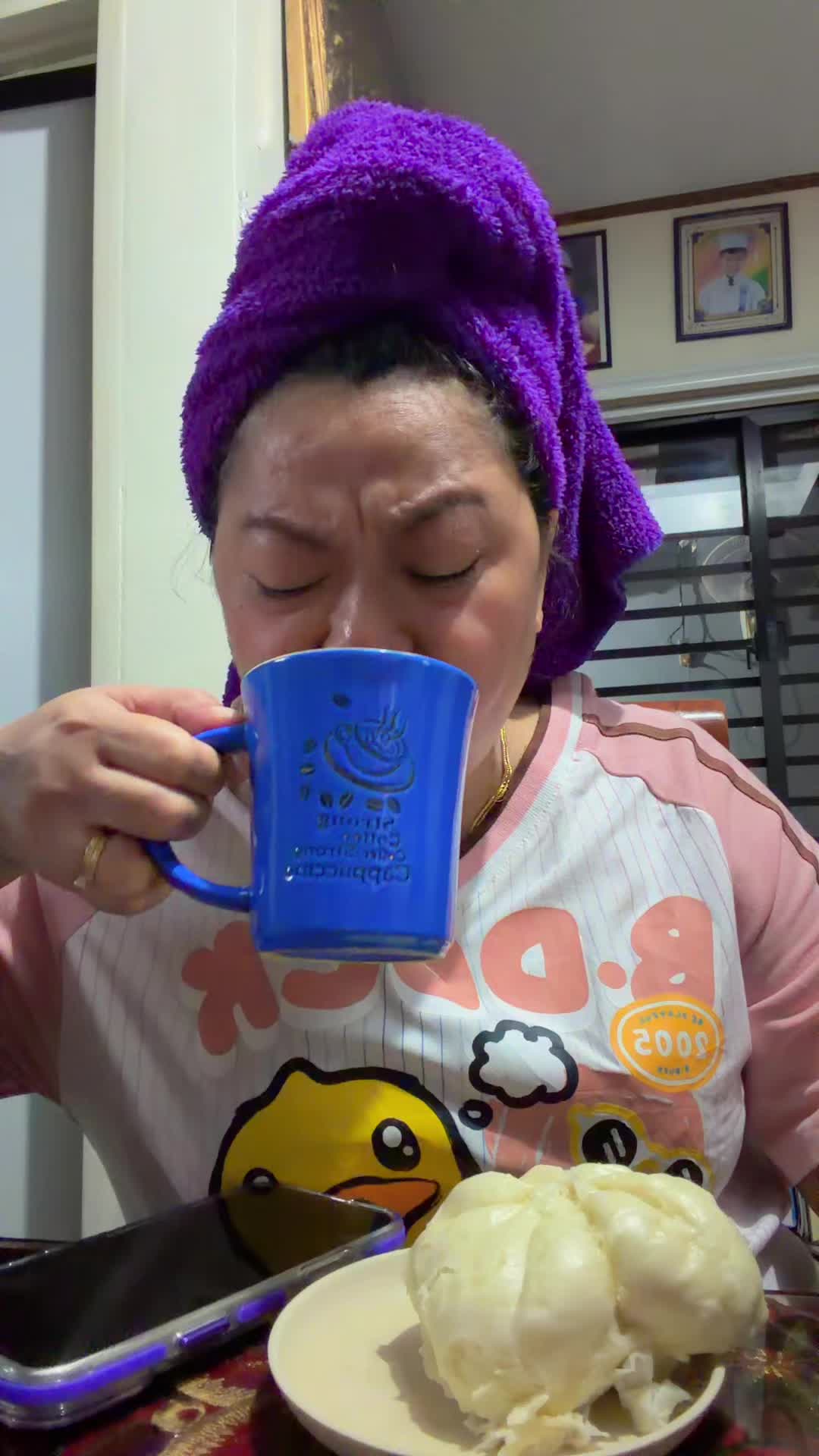 @Khayetotz27