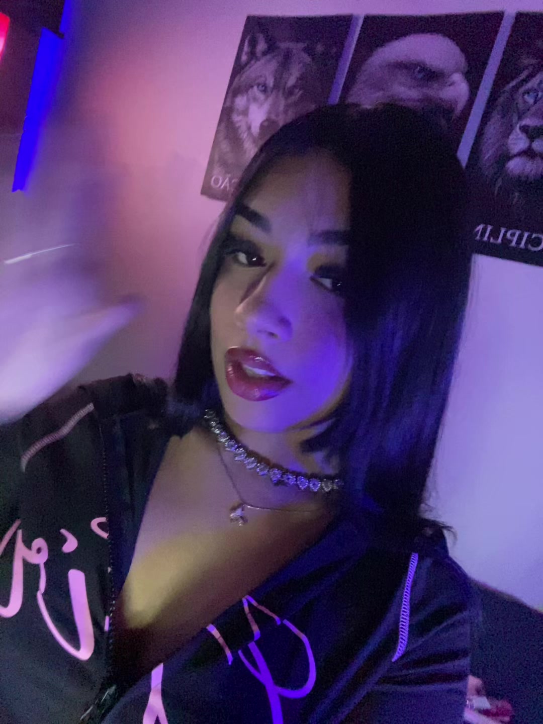 @𝐄𝐯𝐞𝐥𝐥𝐲𝐧 🐆