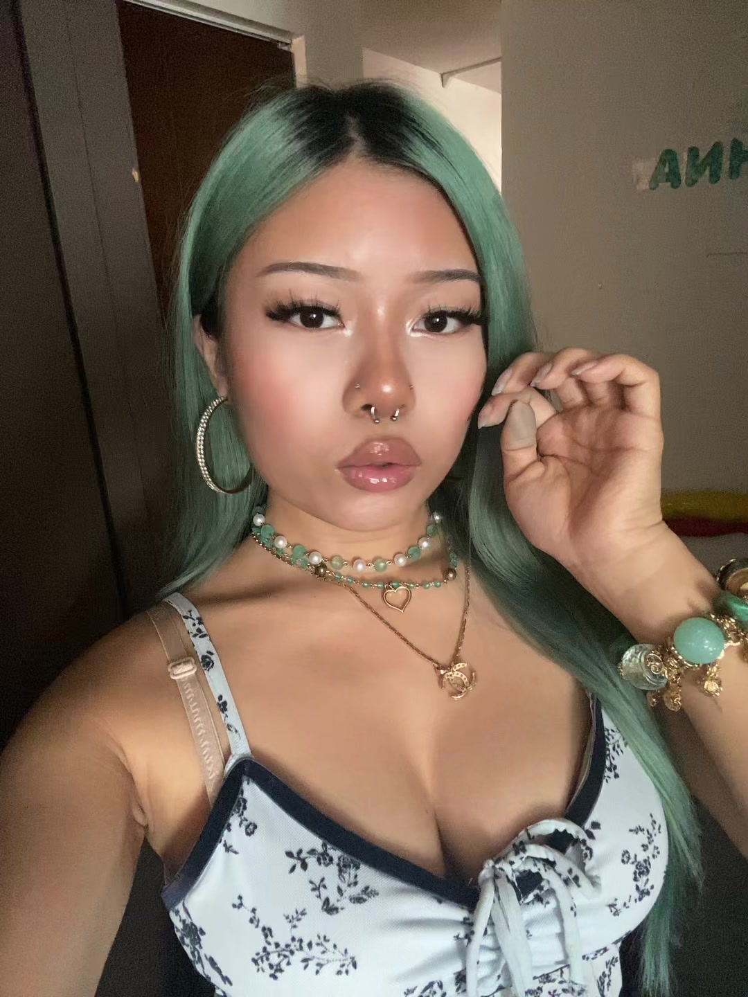 @K