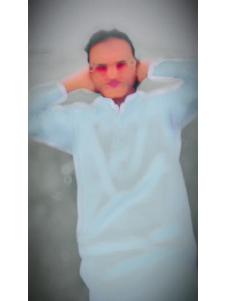 @🅼🆁•🆁🅾🅼🅴🅾😎