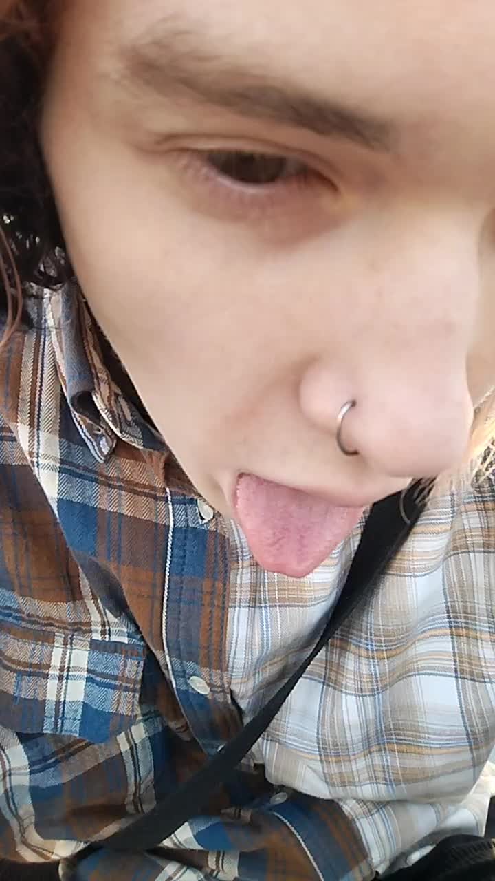 @slavkklsdshkii