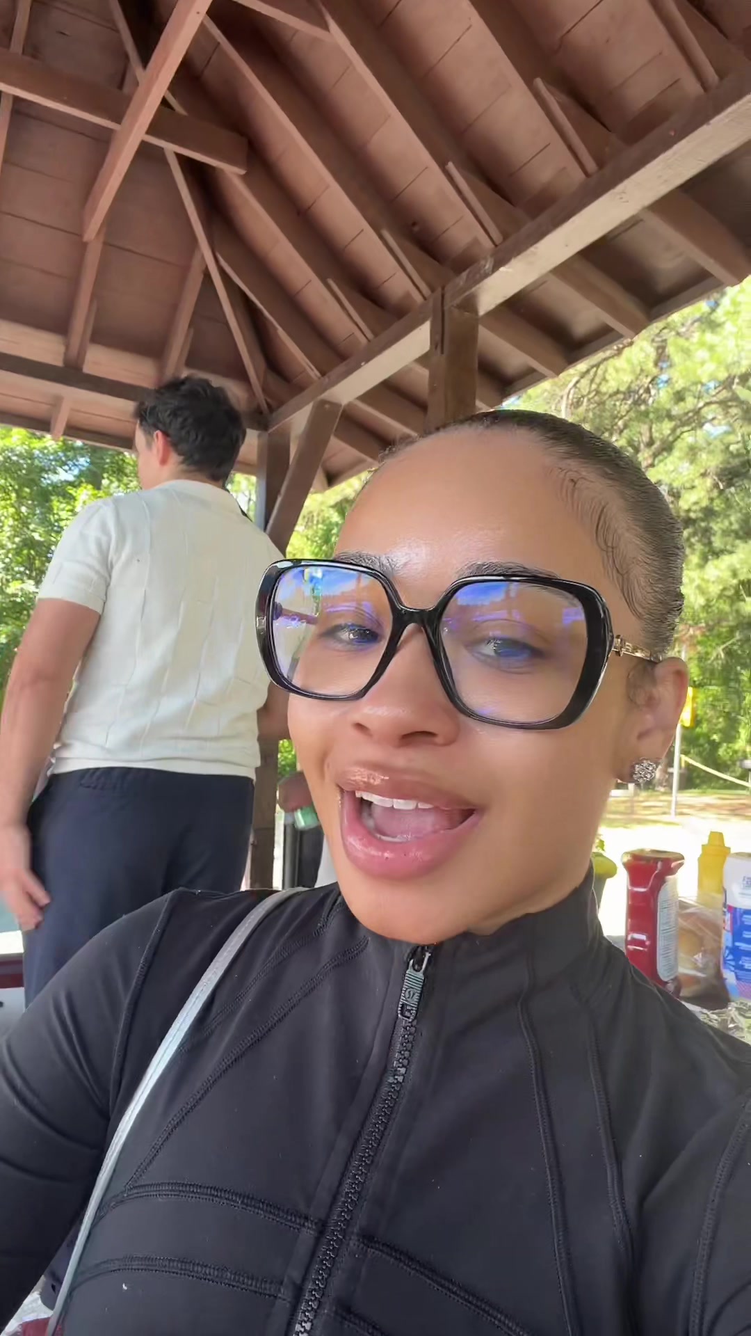 @channellelaurenn