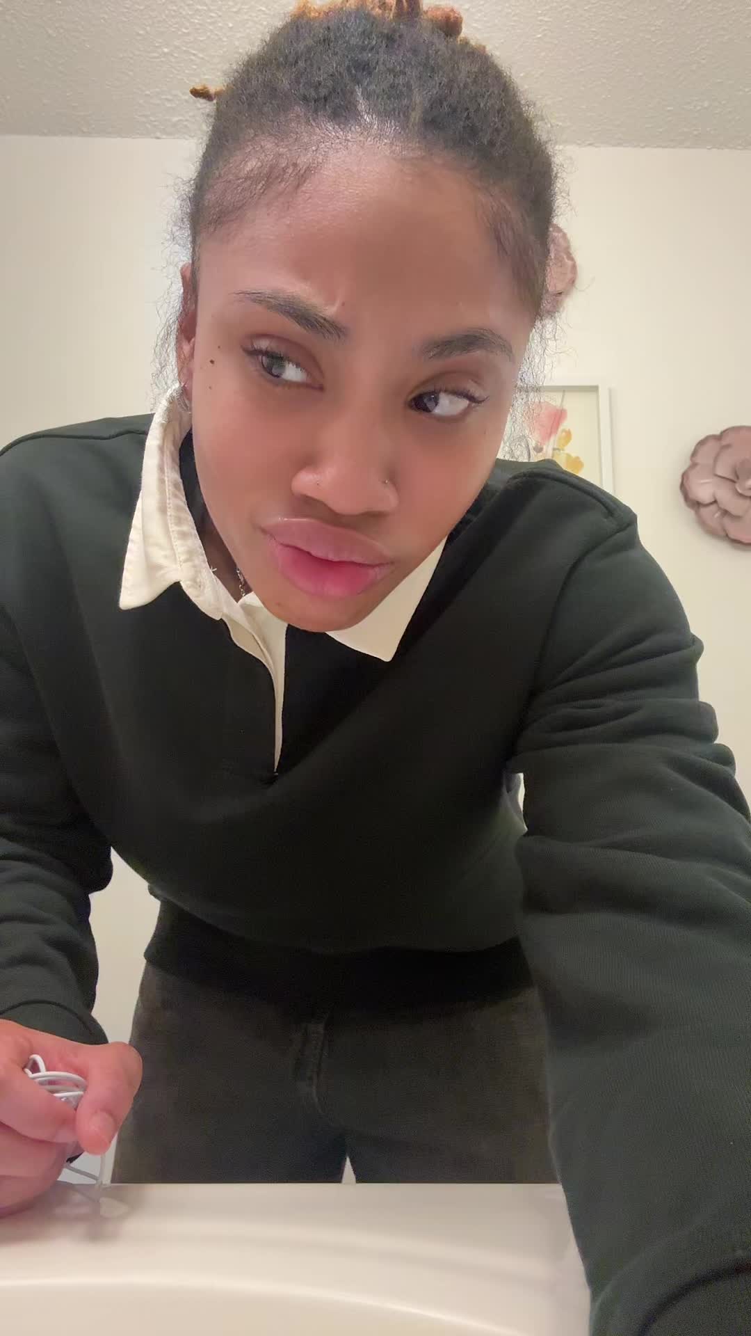 @Tiani.jada